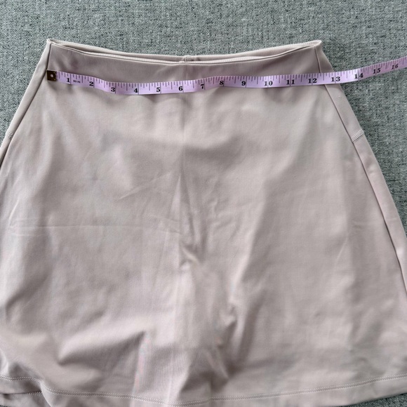 Girlfriend Collective Women’s Nude Pink Sport Skort Small - Picture 4 of 7